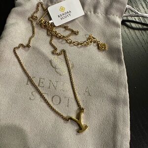 NWT Kendra Scott X Yellowstone Beth Dutton short pendant gold necklace AUTHENTIC